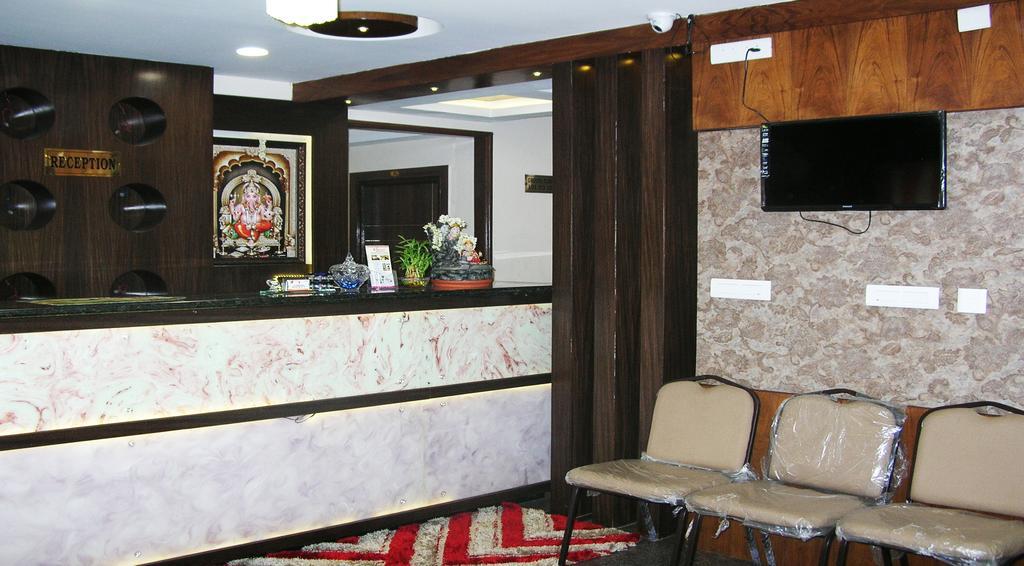 Sri Kapileswara Residency Hotel Tirupati Exterior photo