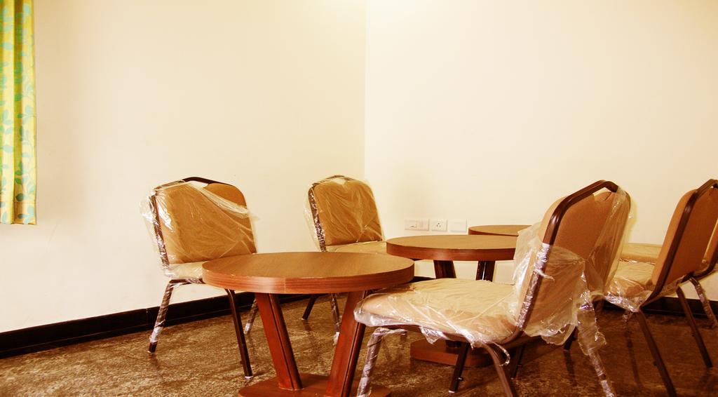 Sri Kapileswara Residency Hotel Tirupati Room photo