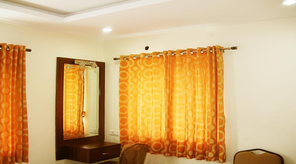 Sri Kapileswara Residency Hotel Tirupati Exterior photo