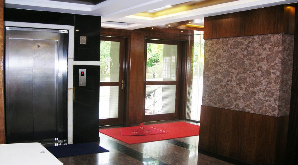 Sri Kapileswara Residency Hotel Tirupati Exterior photo